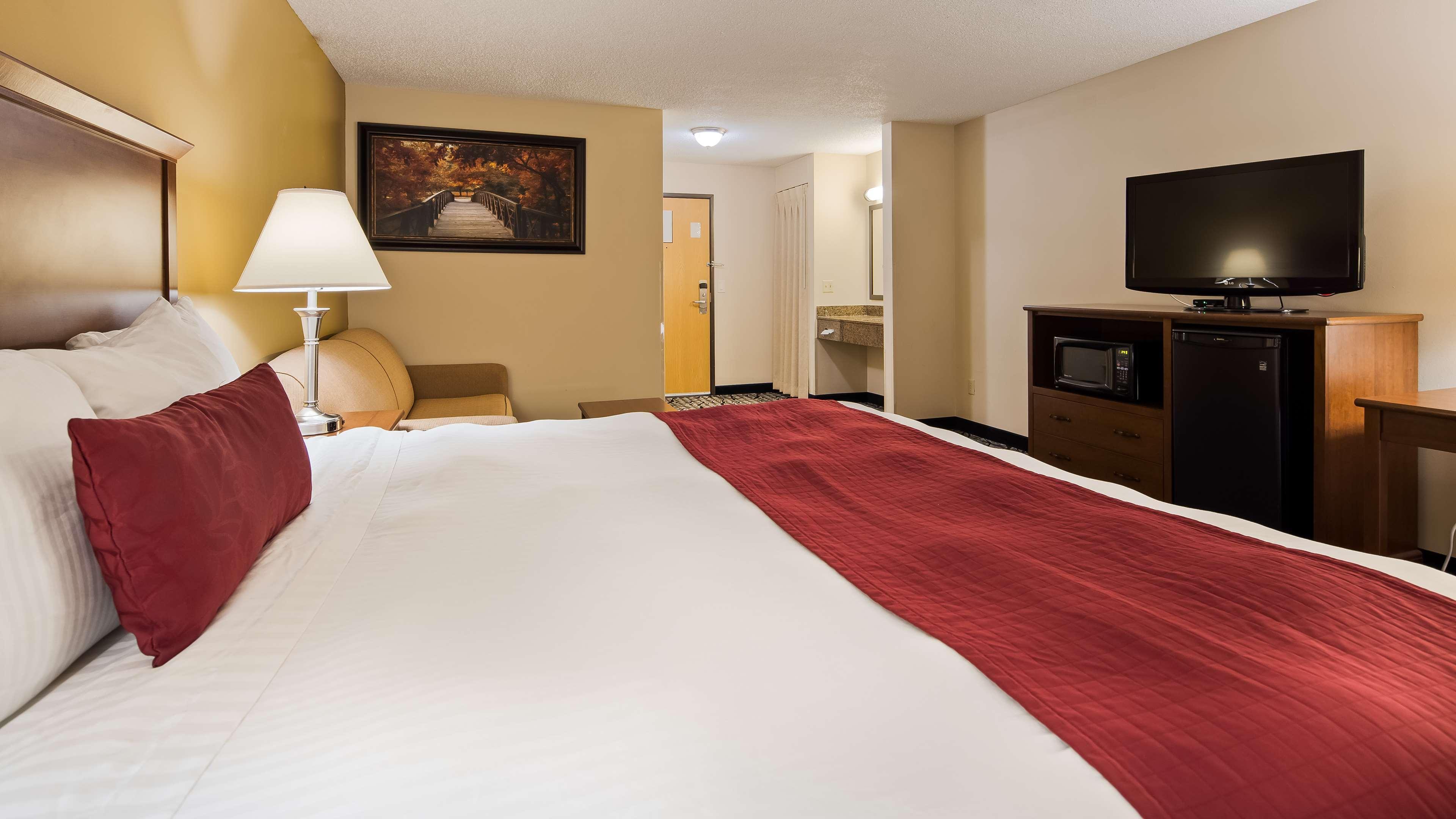 Best Western Plus Albert Lea I-90/I-35 Hotel Exterior photo